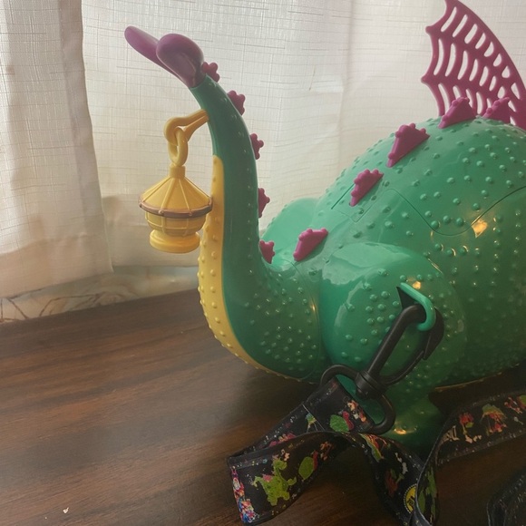 Disney Pete Electric Parade popcorn bucket Green and Purple Dragon - Picture 2 of 6